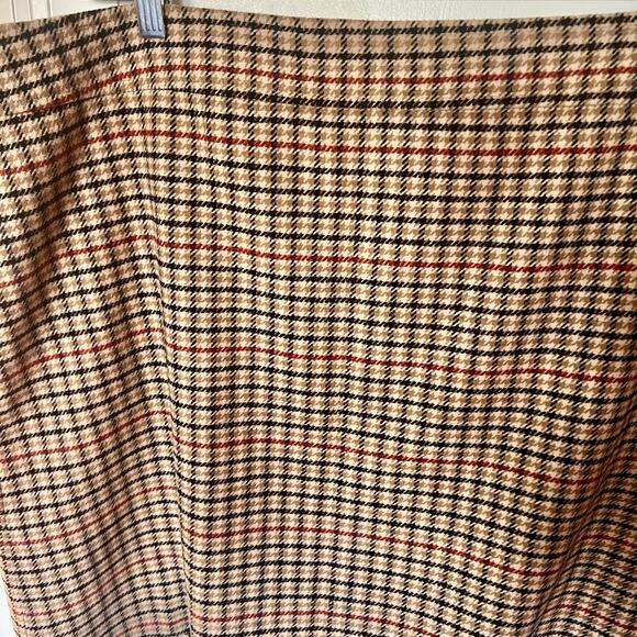 NWT J. Crew Factory Wool Blend Plaid Mini Skirt SZ 24 - Picture 5 of 9
